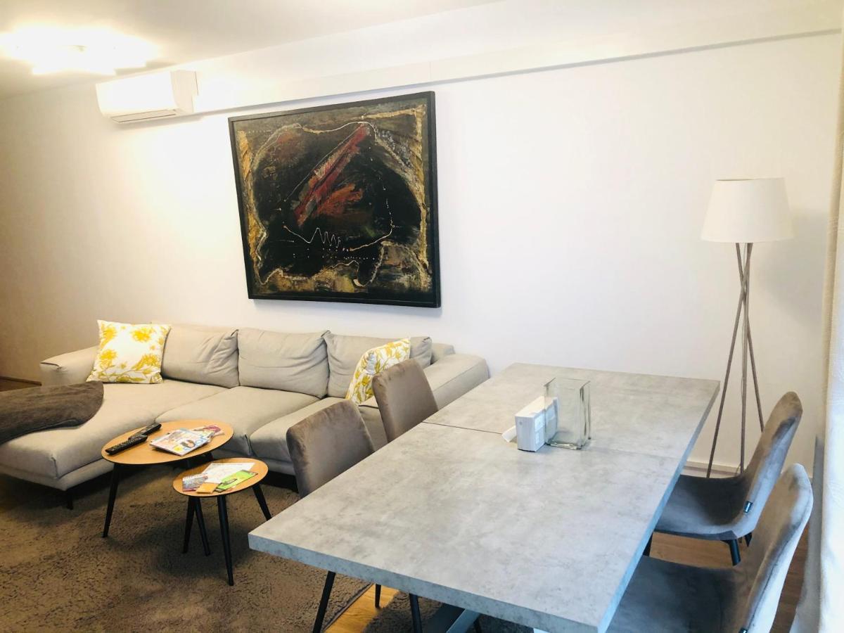Amazing Austria Center Apartment Near Uno City Виена Екстериор снимка